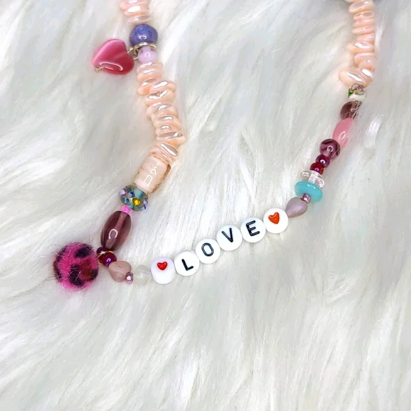 Trendy Phone accessory hand made phone chain strap beaded pink pearls - Picture 2 of 3